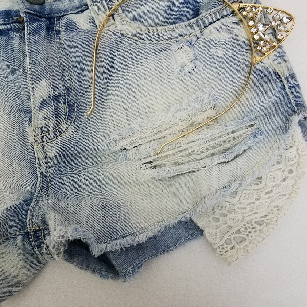 vanilla star shorts light wash jean shorts AB17 - Picture 2 of 5